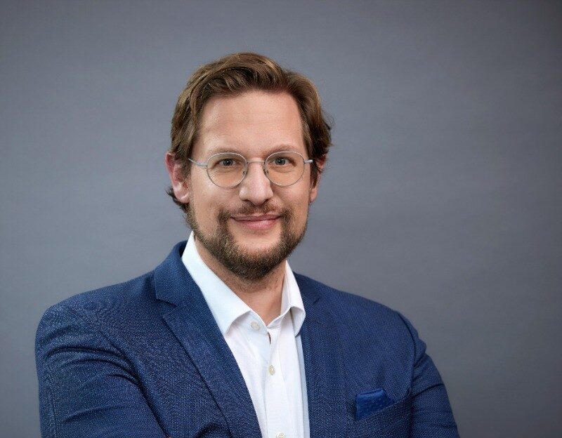 Springer Professional: Robotics is a matter of IT infrastructure